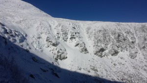 An overview of the lean snowpack. Note the pile of boulders at the exit to Right Gully.