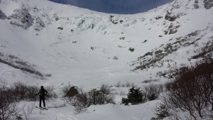 Helon approaching the bowl. Please note that if you are standing where Helon is, you are most definitely in avalanche terrain even though you are standing in the flats.